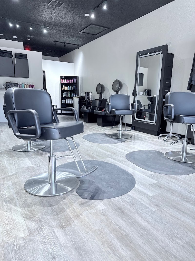 Photo of Salon Elegance