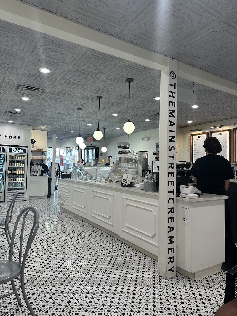 Main Street Creamery photo 3