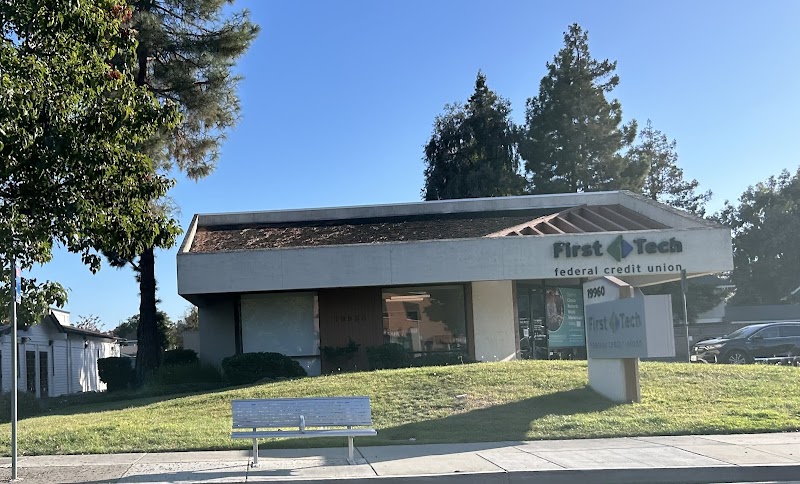 First Tech Federal Credit Union - Cupertino photo 2