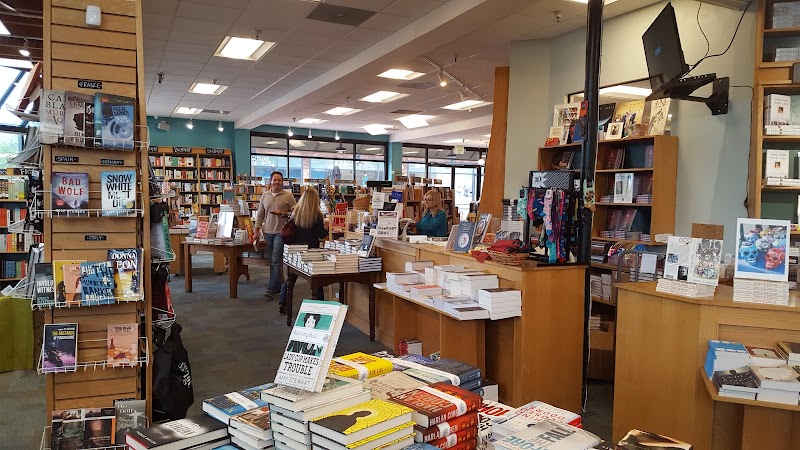 Book Passage Bookstore & Cafe photo 2