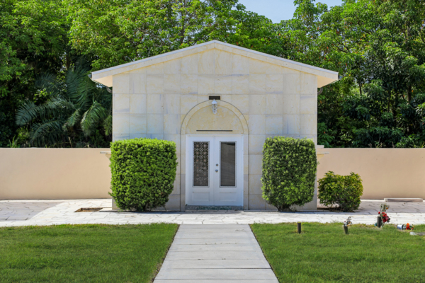 Photo of Robert Toale & Sons Funeral Home at Manasota Memorial Park