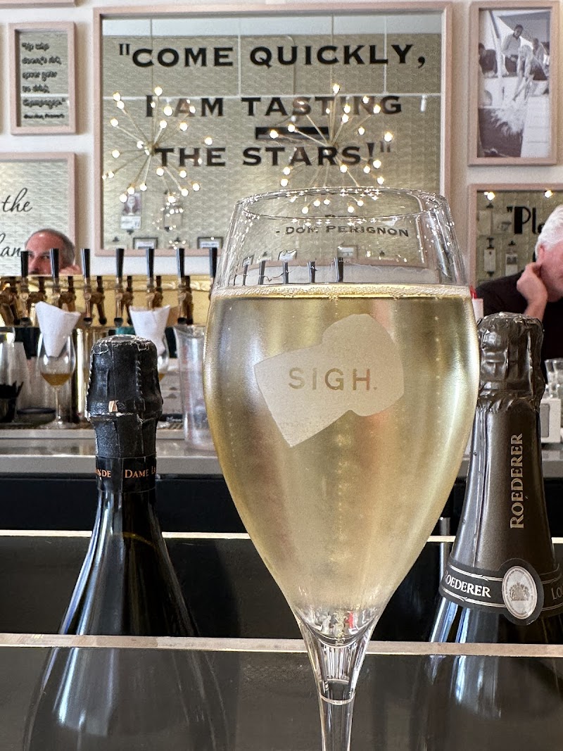 SIGH. Champagne & Sparkling photo 4