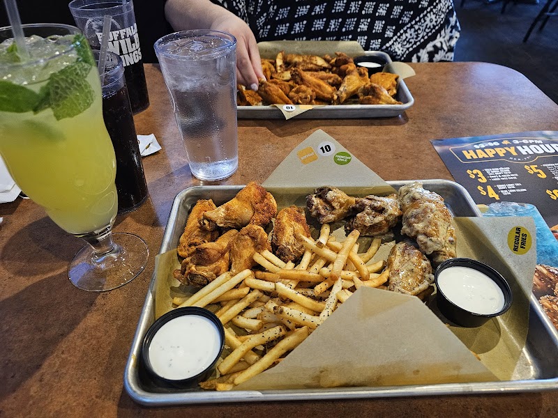 Buffalo Wild Wings photo 5