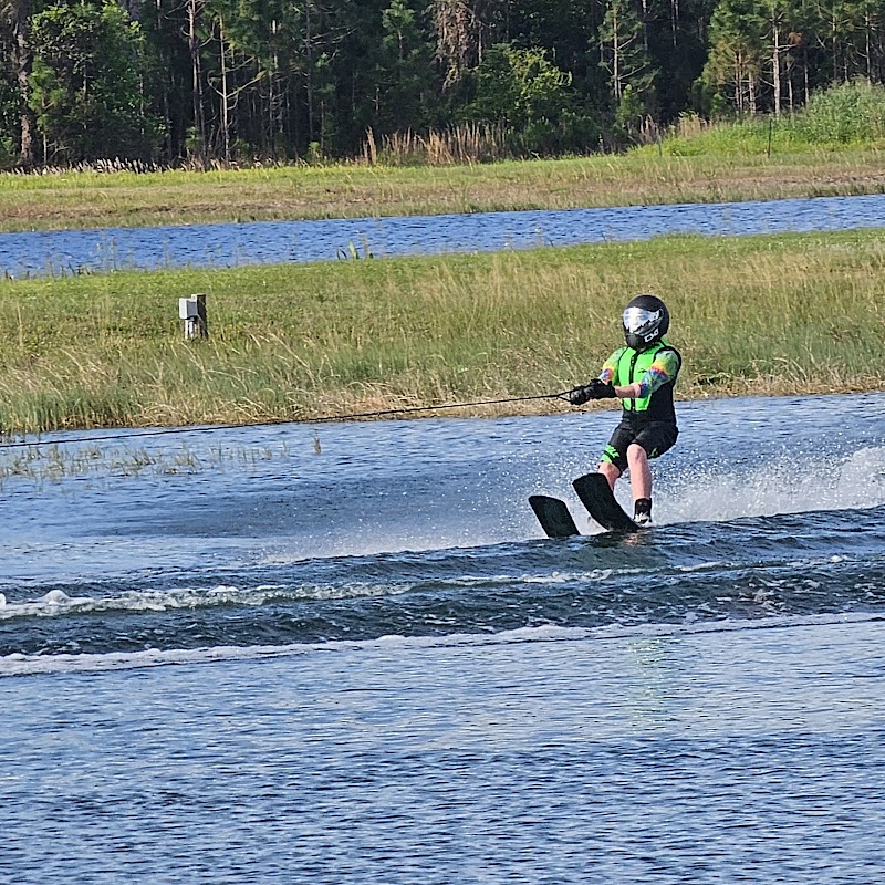 International Tournament Skiing photo 2