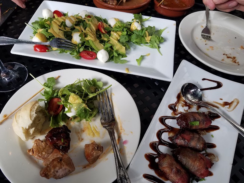 Mompou Tapas Bar & Restaurant photo 3