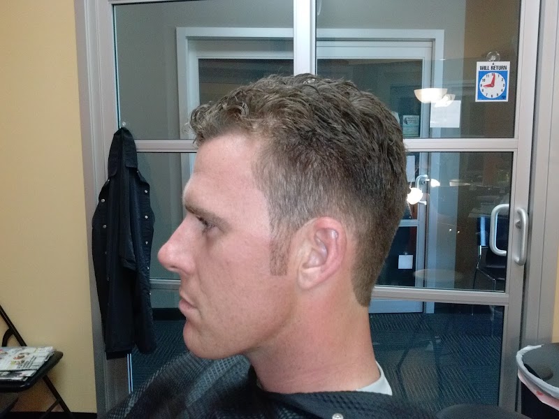 HI-TECH Barber Shop photo 5