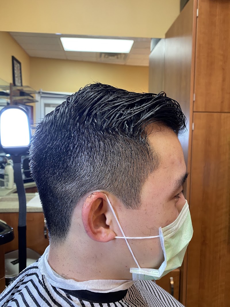 HI-TECH Barber Shop photo 3