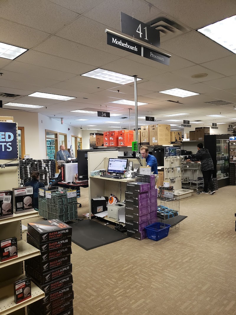 Micro Center photo 4