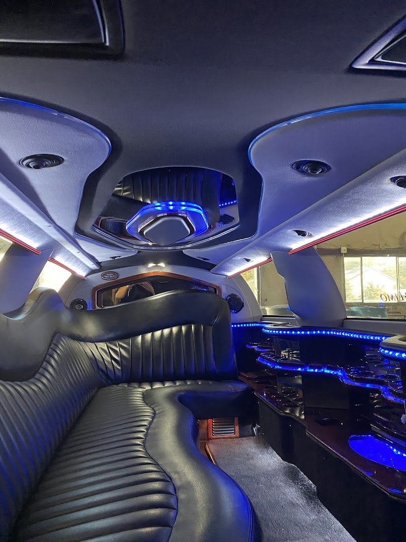 Luxury Limo of Lafayette photo 4