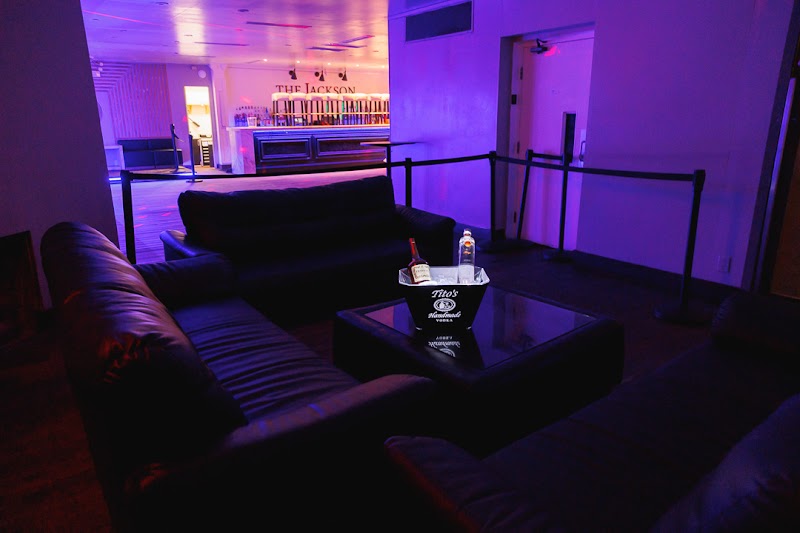 509 Lounge photo 4