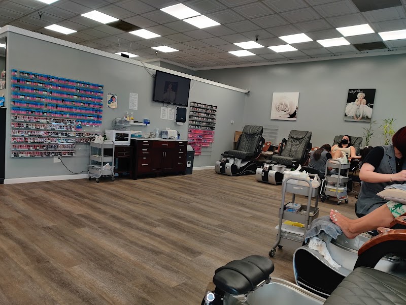Diva Nail Salon photo 4