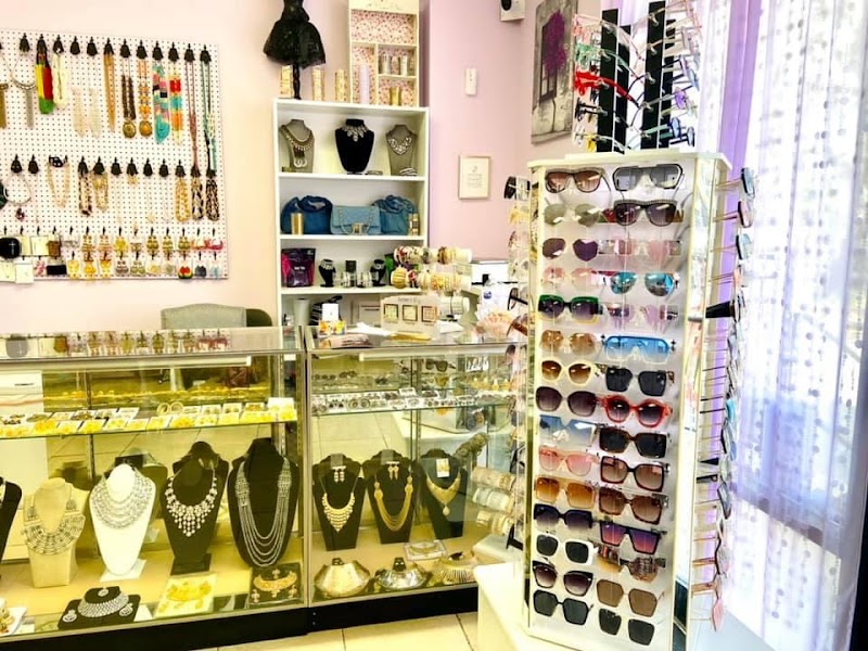 Dazzled By B Boutique photo 4