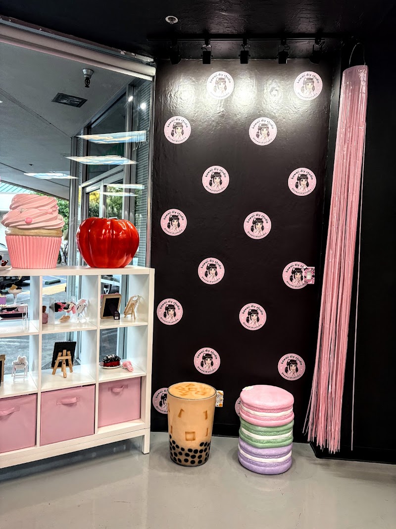 kawaii diy studio - DIY Decoden Art Studio photo 4