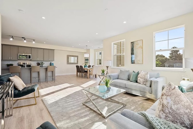 Grace Tsang Real Estate photo 2
