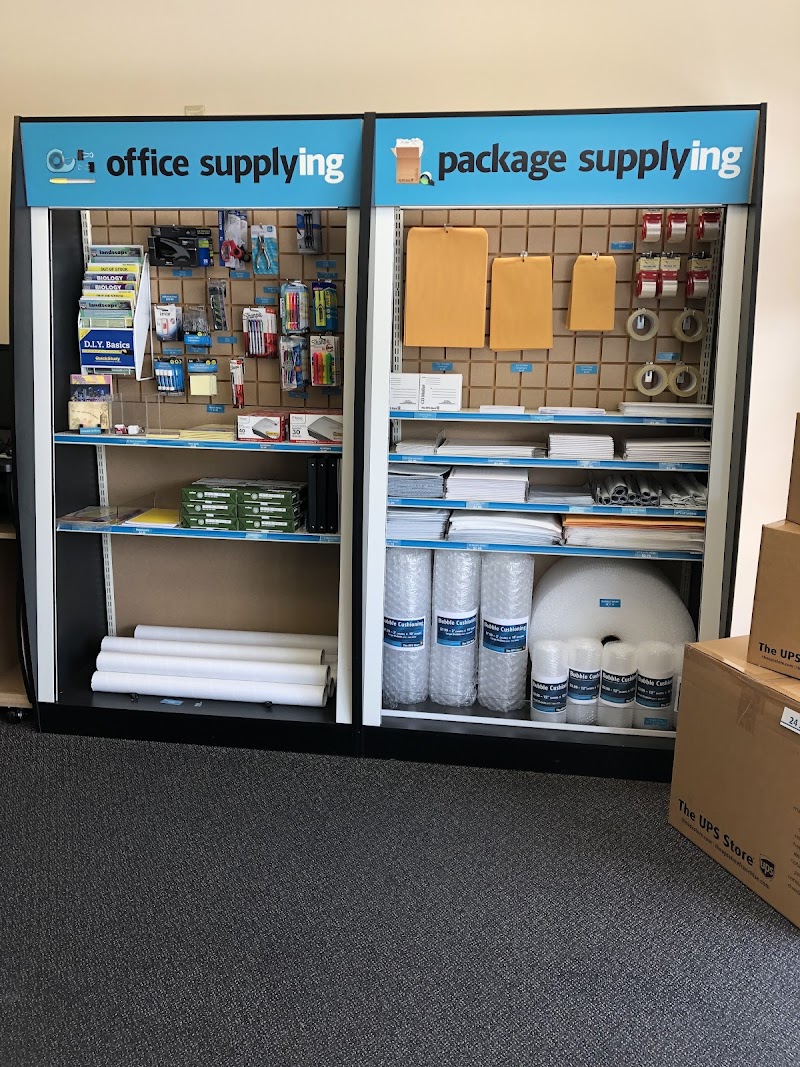 The UPS Store photo 3