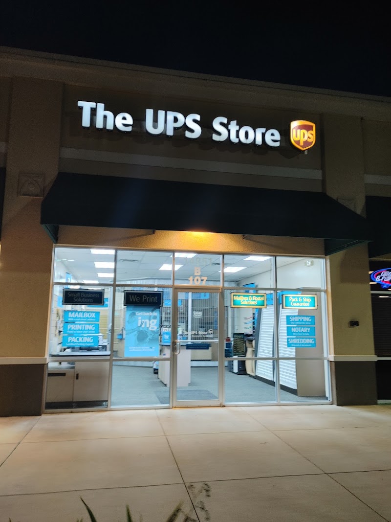 The UPS Store photo 2