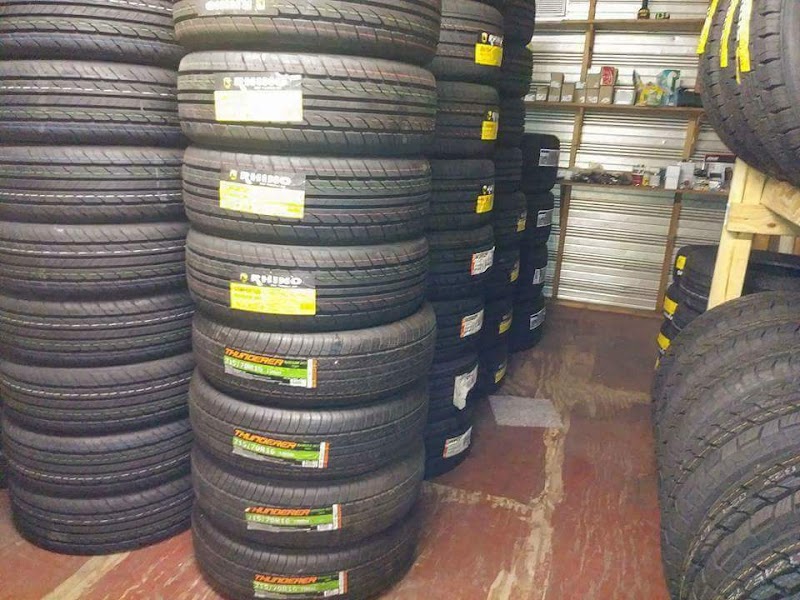 Morales tires photo 2