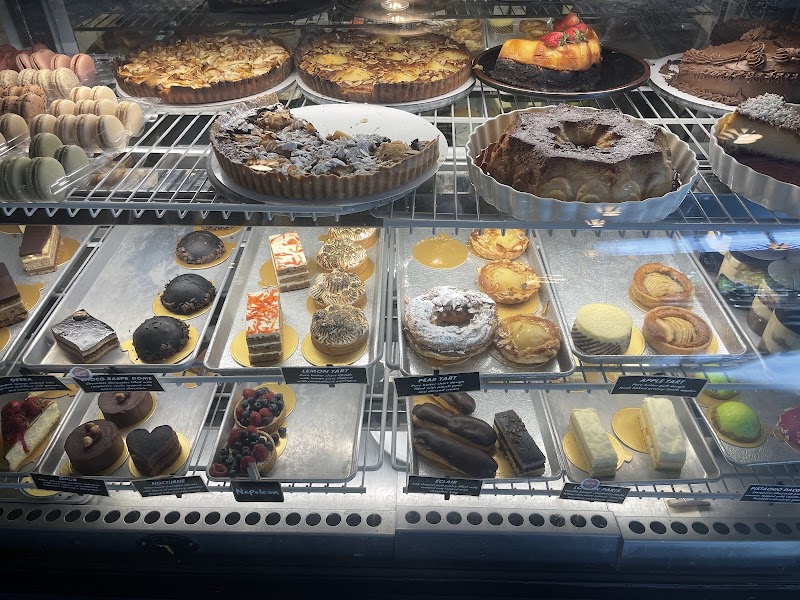 Mademoiselle Paris - French Restaurant and Bakery photo 3