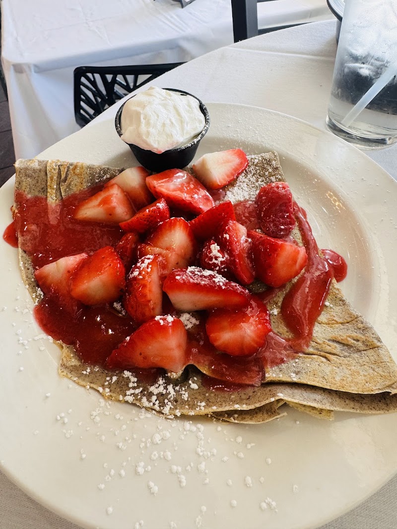 Mademoiselle Paris - French Restaurant and Bakery photo 4